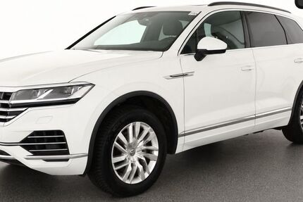 VW Touareg 99.869 km 27.480 &euro; Schönefeld 12529
