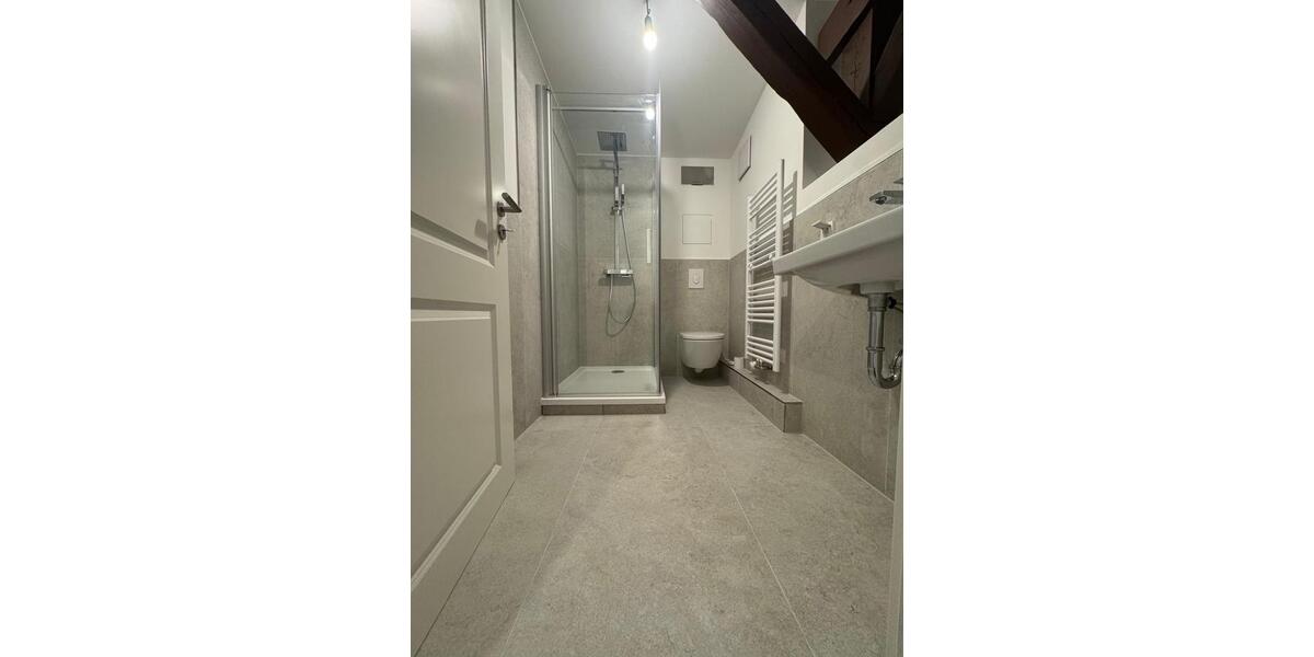 Exklusive und seltene Dachgeschossresidenz 3 zimmer