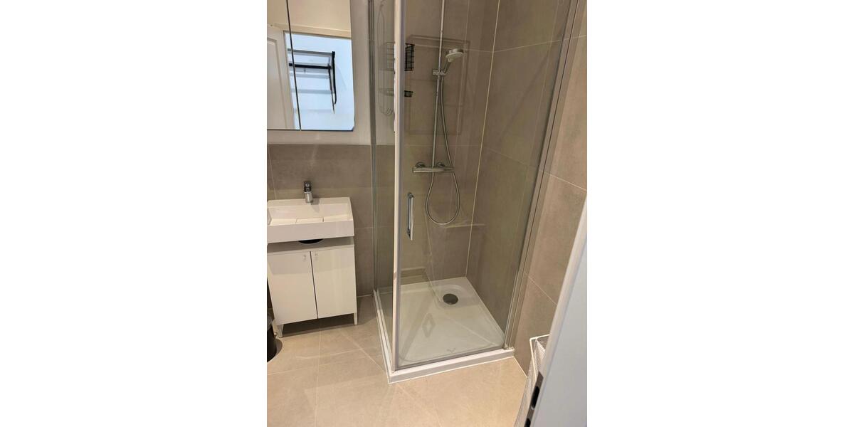 Etagenwohnung Berlin Treptow-Köpenick - 1 Zimmer, 36 m&sup2;, 900&euro; | Angebot:26659456
