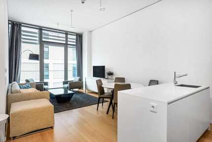Wohnung Berlin Friedrichshain - 2 Zimmer, 60 m&sup2;, 1.800&euro; | Angebot:26238082