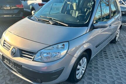 Renault Scenic 135.890 km 2.490 € Hoppegarten 15366