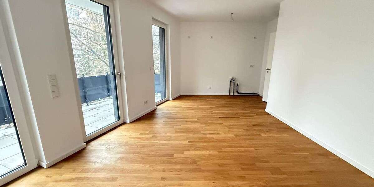 Etagenwohnung Berlin Mitte - 2 Zimmer, 56 m&sup2;, 1.340&euro; | Angebot:26586421