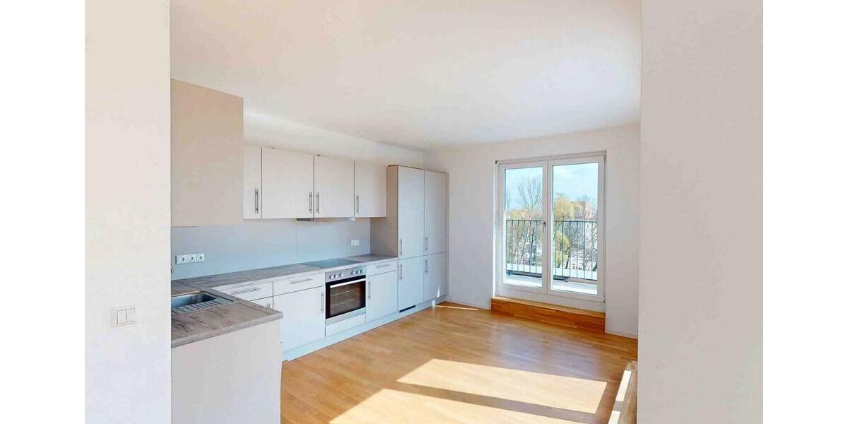Dachgeschoßwohnung Berlin Lichtenberg - 4 Zimmer, 116 m&sup2;, 2.510&euro; | Angebot:26369516