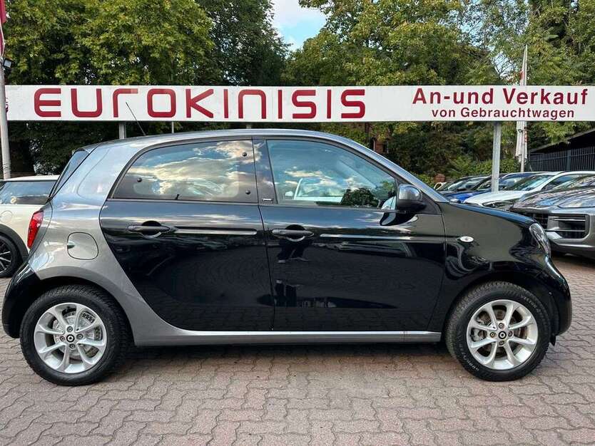 Smart forFour 12.000 km 16.499 € Berlin 10787