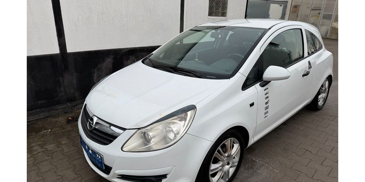Opel Corsa 141.665 km 2.000 &euro; Berlin 13089