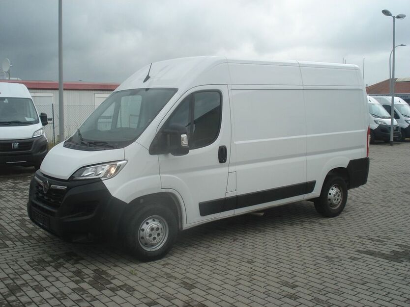Opel Movano 37.300 km 21.956 € Oranienburg 16515