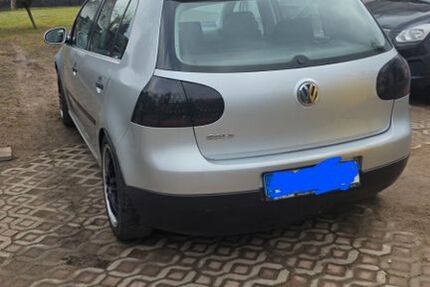 VW Golf 136.500 km 3.800 &euro; Berlin 12526