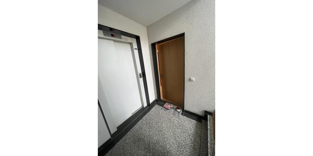 Erdgeschoßwohnung Berlin - 3 Zimmer, 71 m&sup2;, 1.950&euro; | Angebot:26683038