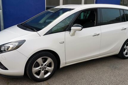 Opel Zafira Tourer 200.000 km 5.699 &euro; Berlin 13405