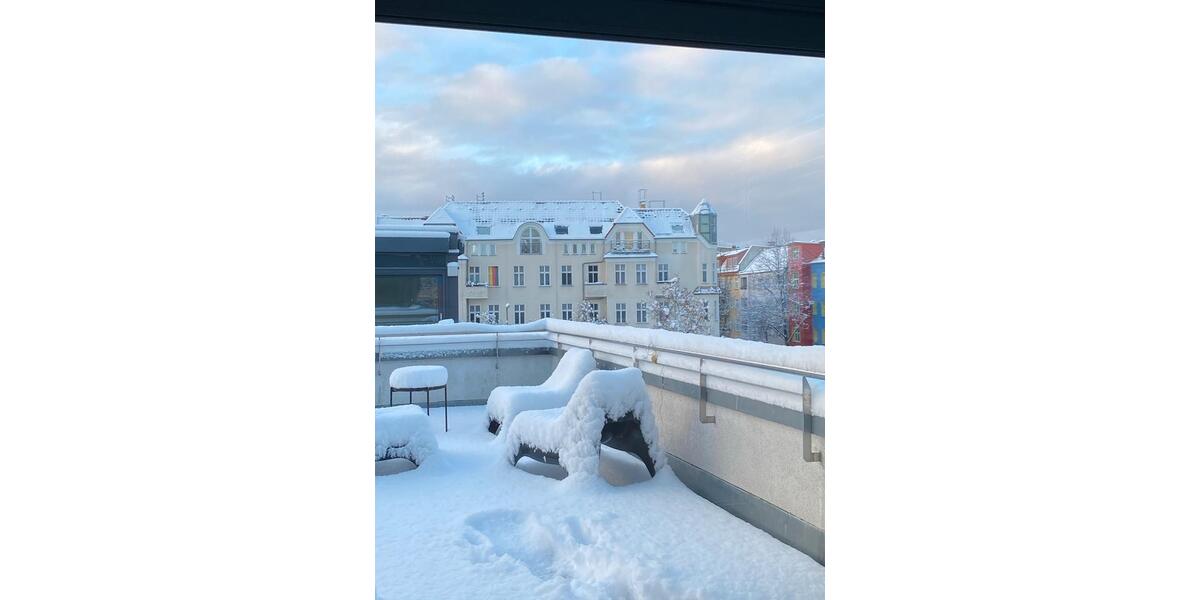 Dachgeschoßwohnung Berlin Lichtenberg - 2 Zimmer, 90 m&sup2;, 1.600&euro; | Angebot:26693587