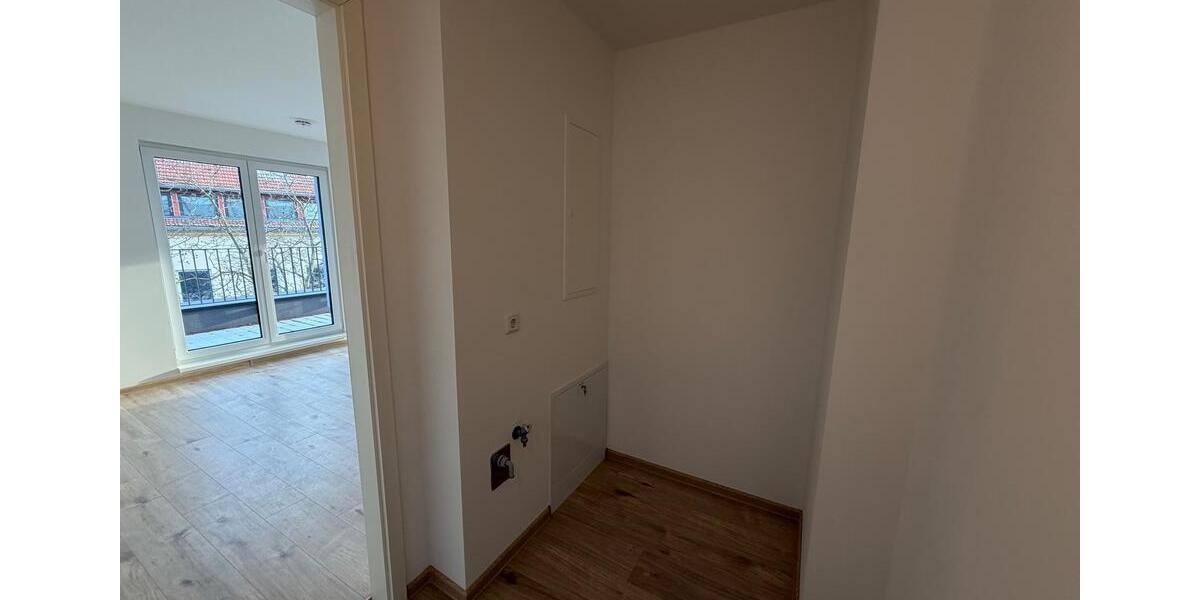 Dachgeschoßwohnung Berlin Treptow-Köpenick - 2 Zimmer, 65 m&sup2;, 1.430&euro; | Angebot:22987353