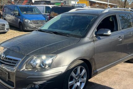 Toyota Avensis 190.000 km 3.199 &euro; BERLIN 13409