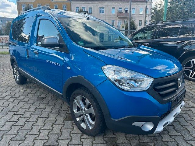 Dacia Dokker 162.000 km 5.888 &euro; Berlin 13127