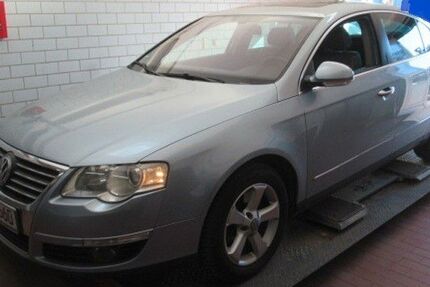 VW Passat 128.700 km 5.000 &euro; Berlin 12349