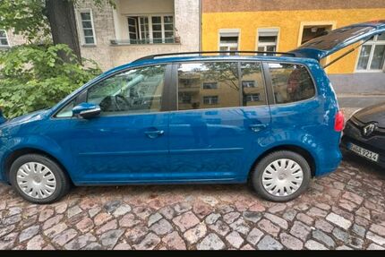 VW Touran 200.000 km 5.300 &euro; Berlin 13409