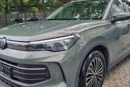 VW Tiguan 30.000 km 31.900 &euro; Berlin 12051