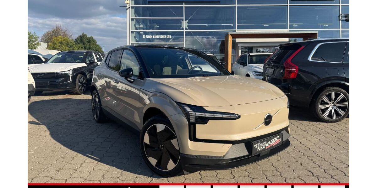 Volvo EX30 1.896 km 37.990 &euro; Potsdam 14482