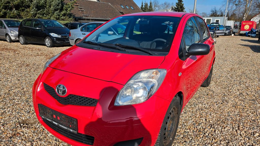 Toyota Yaris 241.100 km 2.290 &euro; Rüdersdorf OT Tasdorf 15562
