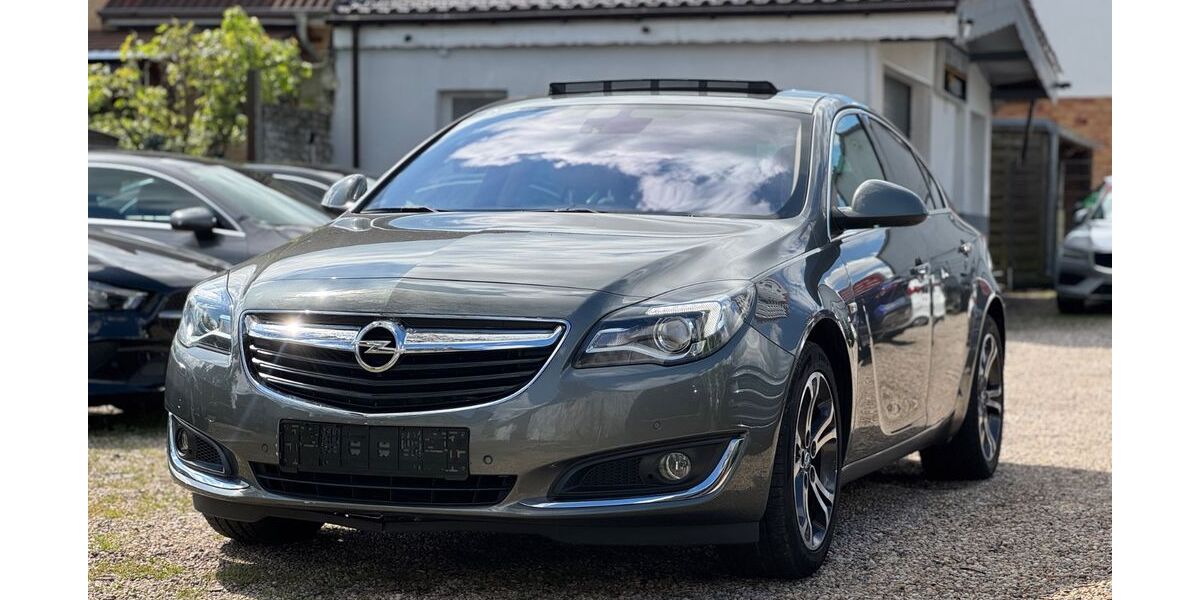 Opel Insignia 82.000 km 12.500 &euro; Berlin 12353