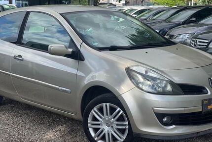 Renault Clio 166.000 km 2.990 &euro; Berlin 13127