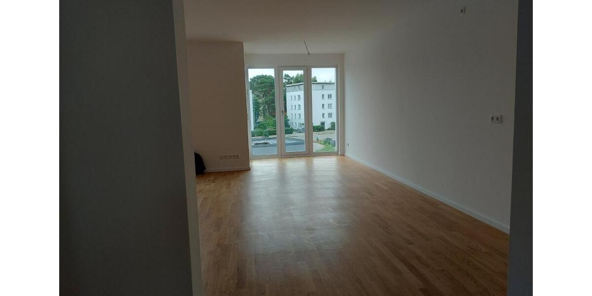 Maisonettenwohnung Ludwigsfelde - 5 Zimmer, 160 m&sup2;, 2.100&euro; | Angebot:23619866