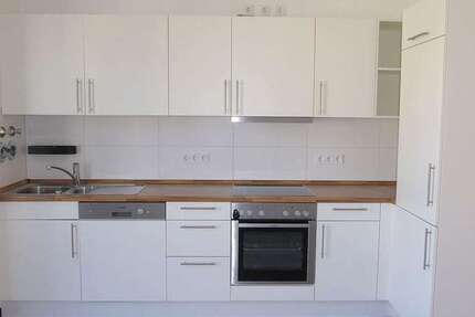 Wohnung zum Mieten in Berlin 2.745 € 124.41 m²