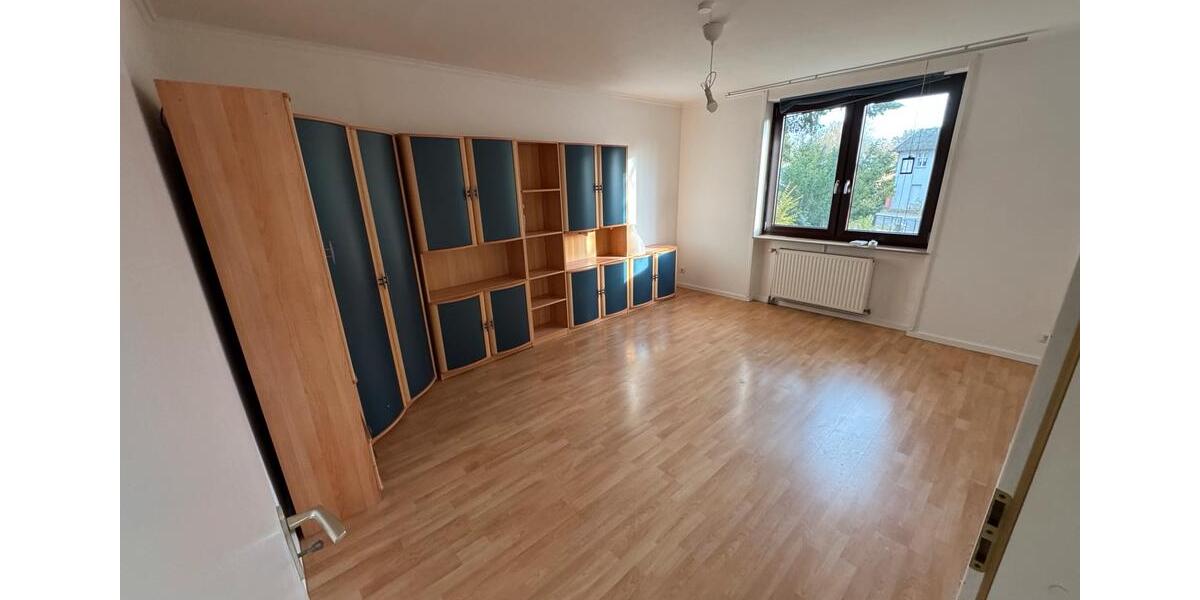 Etagenwohnung Berlin Spandau - 4 Zimmer, 99 m&sup2;, 1.900&euro; | Angebot:25953819