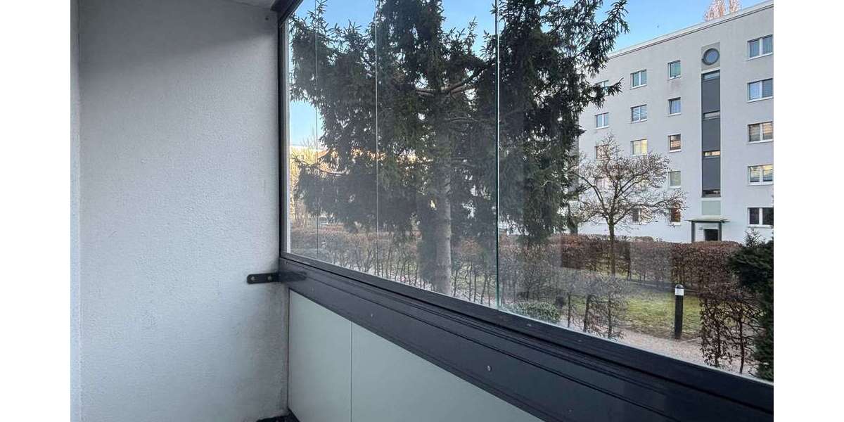 Etagenwohnung Berlin Hellersdorf - 2 Zimmer, 41 m&sup2;, 649&euro; | Angebot:26243674