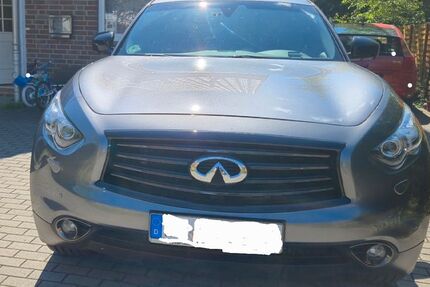 INFINITI QX70 105.000 km 20.000 &euro; Berlin 16548