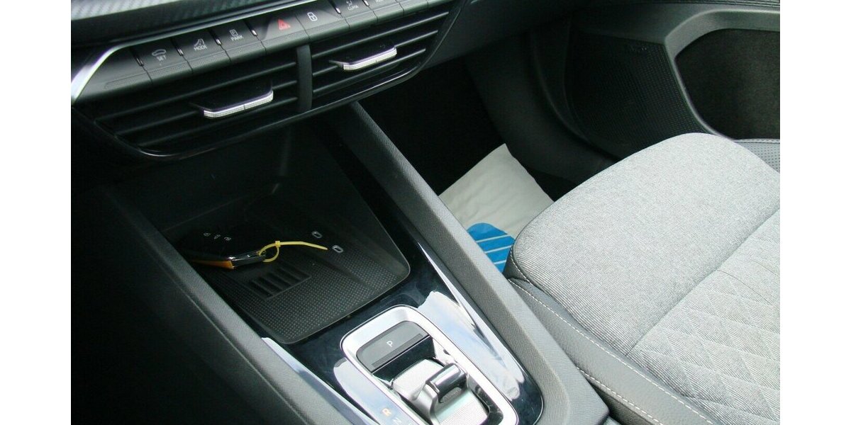 Skoda Octavia 2.0TDi Sportline LED 360º Canton HUD 39.383 km 30.980 &euro; Falkensee 14612