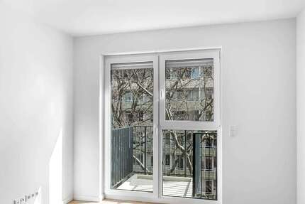 Wohnung Berlin Friedrichsfelde - 1 Zimmer, 29 m&sup2;, 863&euro; | Angebot:27083738