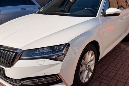 Skoda Superb 199.000 km 13.999 &euro; Berlin 12355