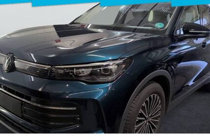 VW Tiguan 22.933 km 32.930 &euro; Berlin 10587