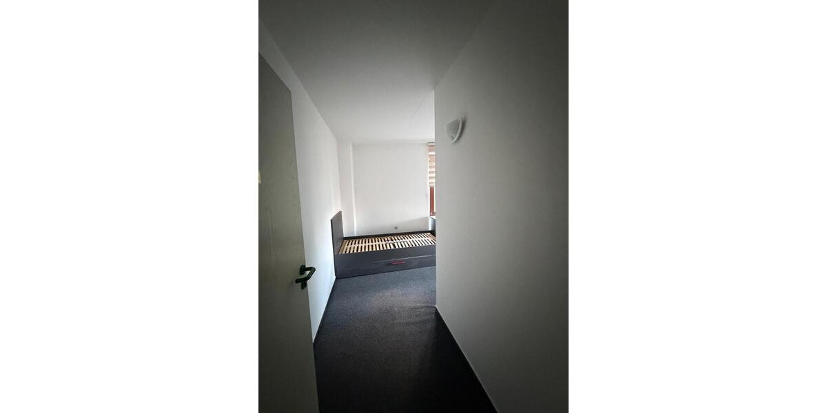 Etagenwohnung Hennigsdorf - 1 Zimmer, 20 m&sup2;, 850&euro; | Angebot:25137304