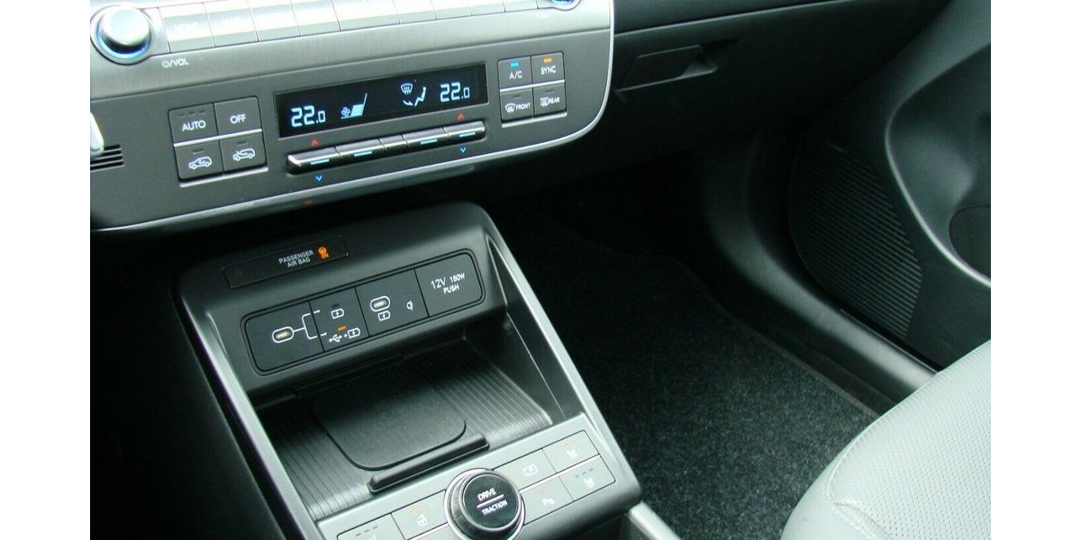 Hyundai Kona 1.6 T-GDI Prime ACC LED BOSE AHK Schiebedach 53.065 km 24.980 &euro; Falkensee 14612