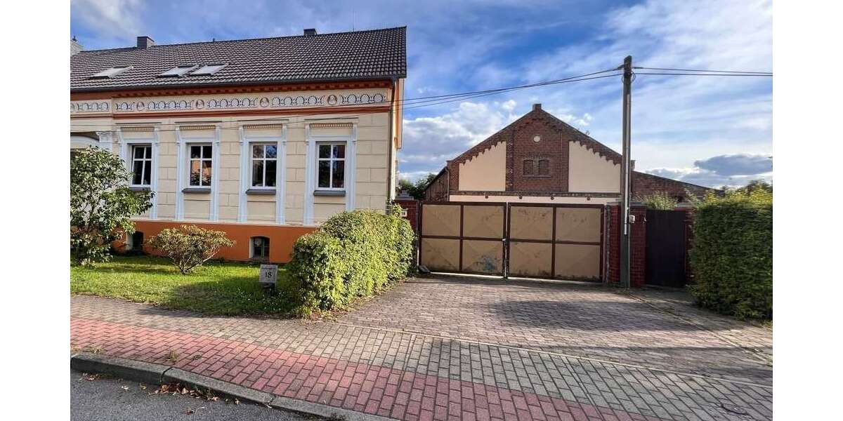 Haus zum Kaufen in Altlandsberg 1.090.000 € 183 m² 5 zimmer