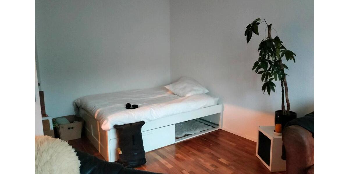Dachgeschoßwohnung Berlin Charlottenburg-Wilmersdorf - 1 Zimmer, 32 m&sup2;, 850&euro; | Angebot:24703985