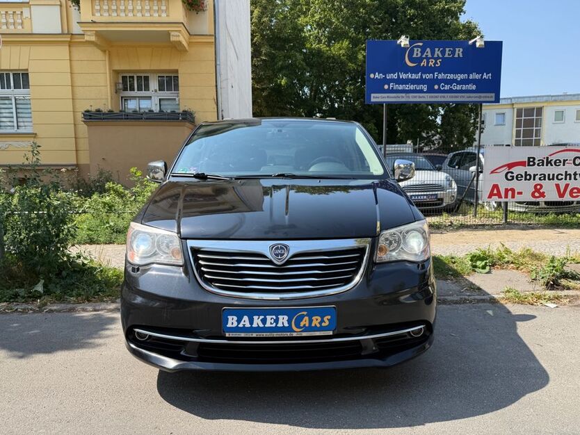 Lancia Voyager 223.000 km 11.990 € Berlin 12307