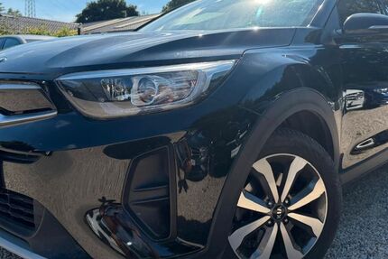 Kia Stonic 67.741 km 13.990 &euro; Großbeeren 14979