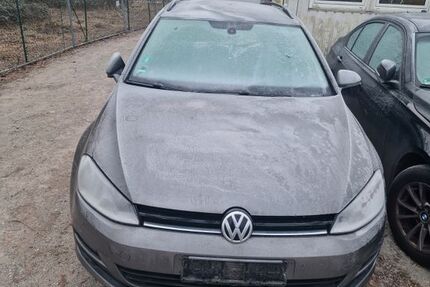 VW Golf 214.000 km 4.999 &euro; Potsdam 14478