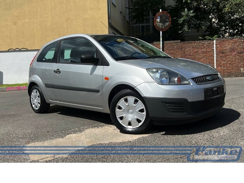 Ford Fiesta Ambiente 1.3*Radio/CD*AUX*Klima* 245.511 km 1.790 € Berlin 13187