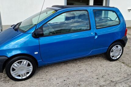 Renault Twingo 140.918 km 2.990 &euro; Woltersdorf 15569