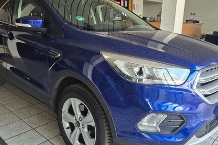 Ford Kuga 134.000 km 7.950 &euro; Berlin 12349