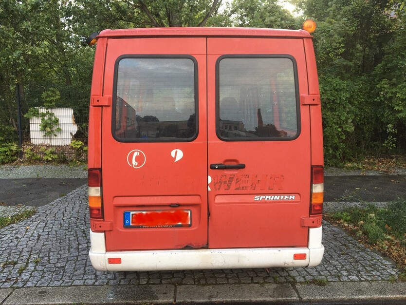Mercedes-Benz Sprinter 178.000 km 8.300 € Berlin 10178