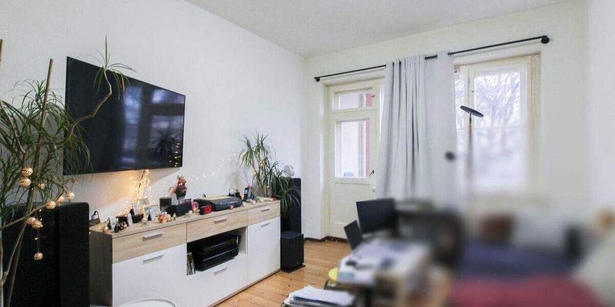 Vermietet: Gepflegte 2-Zimmer-ETW mit Balkon und Kellerabteil im Kissingenviertel (Denkmalschutz) 2 zimmer