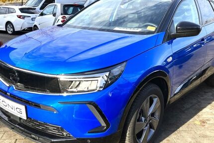 Opel Grandland (X) 9.200 km 24.999 € Berlin 10829