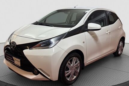 Toyota Aygo (X) 40.000 km 13.980 &euro; Berlin 10625