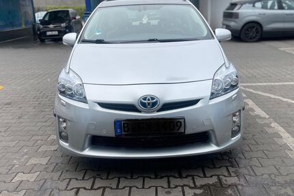 Toyota Prius 72.500 km 10.249 &euro; Berlin 13589