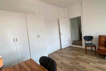 Haus Blankenfelde-Mahlow Mahlow - 9 Zimmer, 380 m&sup2;, 1.149.000&euro; | Angebot:25934931