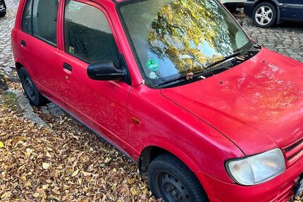 Daihatsu Cuore 100.000 km 1.600 &euro; Berlin 12359